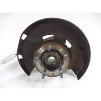 VRTLJIVI LEZAJ DESNO / PESTO KOLESA Z LEZAJEM SPREDAJ OEM N. 13248523 13502829 ORIGINAL REZERVNI DEL CHEVROLET CRUZE J300 J305 (2009 - 2019) DIESEL LETNIK 2010