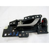 NOTRANJA KLJUKA  OEM N. 72660SMGE21ZB ORIGINAL REZERVNI DEL HONDA CIVIC FN FK FD FA MK8 (2006 - 2012)BENZINA LETNIK 2006