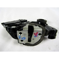 CENTRALNI ZAKLEP SPREDNJIH VRAT  OEM N. 693100D070 ORIGINAL REZERVNI DEL TOYOTA YARIS P9 MK2 (01/2006 - 2009) BENZINA LETNIK 2008