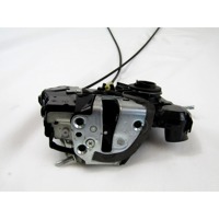 CENTRALNI ZAKLEP SPREDNJIH VRAT  OEM N. 6903042221 ORIGINAL REZERVNI DEL TOYOTA RAV 4 A3 MK3 (2006 - 03/2009) DIESEL LETNIK 2007