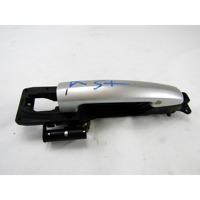 ZUNANJA KLJUKA SPREDNJA LEVA VRATA OEM N. 8281063811Z2S ORIGINAL REZERVNI DEL SUZUKI SWIFT MZ EZ MK3 (2004 - 2010) BENZINA LETNIK 2007