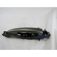 ZUNANJA KLJUKA SPREDNJA LEVA VRATA OEM N. 9684560080 ORIGINAL REZERVNI DEL PEUGEOT 5008 0U 0E MK1 (2009 - 2013) DIESEL LETNIK 2011