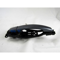 ZUNANJA KLJUKA SPREDNJA DESNA VRATA OEM N. 13142770 ORIGINAL REZERVNI DEL OPEL ASTRA H A04 L48,L08,L35,L67 5P/3P/SW (2004 - 2007) DIESEL LETNIK 2005