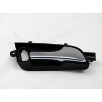 NOTRANJA KLJUKA  OEM N. 8P3867020 ORIGINAL REZERVNI DEL AUDI A3 MK2 8P 8PA 8P1 (2003 - 2008)DIESEL LETNIK 2008