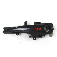 ZUNANJA KLJUKA SPREDNJA LEVA VRATA OEM N. 51217060651 ORIGINAL REZERVNI DEL BMW SERIE 1 BER/COUPE/CABRIO E81/E82/E87/E88 (2003 - 2007) DIESEL LETNIK 2006