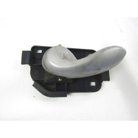 NOTRANJA KLJUKA  OEM N. 735268773 ORIGINAL REZERVNI DEL FIAT PUNTO 188 MK2 R (2003 - 2011) DIESEL LETNIK 2004