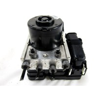 ABS AGREGAT S PUMPO OEM N. 8V512M110AD ORIGINAL REZERVNI DEL FORD FIESTA CB1 CNN MK6 (09/2008 - 11/2012) BENZINA LETNIK 2009