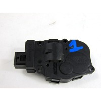 MOTORCEK OGREVANJA OEM N. CZ113930-0711 ORIGINAL REZERVNI DEL BMW SERIE 3 BER/SW/COUPE/CABRIO E90/E91/E92/E93 (2005 -2009) DIESEL LETNIK 2008