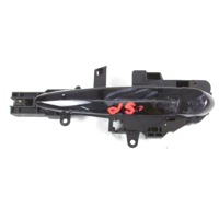 ZUNANJA KLJUKA ZADNJA LEVA VRATA OEM N. 51210445181 ORIGINAL REZERVNI DEL BMW SERIE 1 BER/COUPE/CABRIO E81/E82/E87/E88 LCI R (2007 - 2013) DIESEL LETNIK 2010