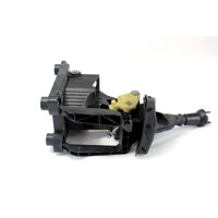 MEHANIZEM VZVODA ROCNEGA MENJALNIKA OEM N. 9684581680 ORIGINAL REZERVNI DEL PEUGEOT 308 4A 4B 4C 4E 4H MK1 BER/SW/CC (2007 - 2013) BENZINA LETNIK 2008