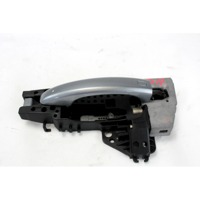 ZUNANJA KLJUKA SPREDNJA LEVA VRATA OEM N. 8T0837205AGRU ORIGINAL REZERVNI DEL AUDI Q5 8R B8 (10/2008 - 06/2012) DIESEL LETNIK 2009