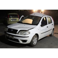 FIAT PUNTO 1.9 63KW 5P D 5M (2004) RICAMBI IN MAGAZZINO 