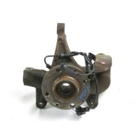 VRTLJIVI LEZAJ DESNO / PESTO KOLESA Z LEZAJEM SPREDAJ OEM N. 8200297033 ORIGINAL REZERVNI DEL RENAULT SCENIC/GRAND SCENIC JM0/1 MK2 (2003 - 2009) BENZINA LETNIK 2007