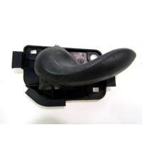 NOTRANJA KLJUKA  OEM N. 735268773 ORIGINAL REZERVNI DEL FIAT PUNTO 188 188AX MK2 (1999 - 2003) BENZINA LETNIK 2002