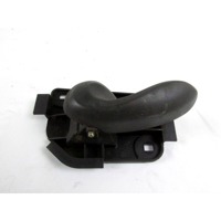 NOTRANJA KLJUKA  OEM N. 735268773 ORIGINAL REZERVNI DEL FIAT PUNTO 188 188AX MK2 (1999 - 2003) BENZINA LETNIK 2000