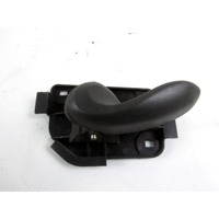 NOTRANJA KLJUKA  OEM N. 735268773 ORIGINAL REZERVNI DEL FIAT PUNTO 188 188AX MK2 (1999 - 2003) BENZINA LETNIK 2000