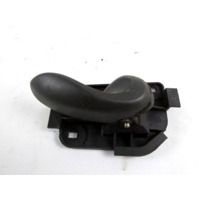 NOTRANJA KLJUKA  OEM N. 735267590 ORIGINAL REZERVNI DEL FIAT PUNTO 188 188AX MK2 (1999 - 2003) BENZINA LETNIK 2000