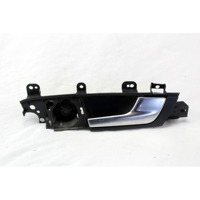 NOTRANJA KLJUKA  OEM N. 8P4839020D ORIGINAL REZERVNI DEL AUDI A3 MK2R 8P 8PA 8P1 8P7 (2008 - 2012)DIESEL LETNIK 2010