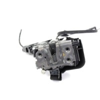 CENTRALNI ZAKLEP SPREDNJIH VRAT  OEM N. 7M5A-R21812-AA ORIGINAL REZERVNI DEL FORD FOCUS CMAX DM2 MK1 R (04/2007 - 2010) DIESEL LETNIK 2008