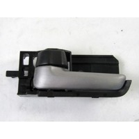 NOTRANJA KLJUKA  OEM N. 93195907 ORIGINAL REZERVNI DEL OPEL AGILA B H08 (2008 - 2015)BENZINA LETNIK 2009