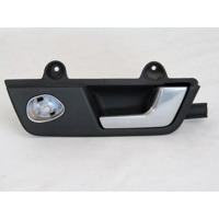 NOTRANJA KLJUKA  OEM N. 8E1837020 ORIGINAL REZERVNI DEL AUDI A4 B6 8E2 8E5 BER/SW (2001 - 2005) DIESEL LETNIK 2001