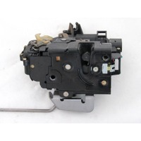 CENTRALNO ZAKLEPANJE PREDNIH LEVIH VRAT OEM N. 4B1837015G ORIGINAL REZERVNI DEL AUDI A4 B6 8E2 8E5 BER/SW (2001 - 2005) DIESEL LETNIK 2001