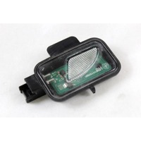 3G0945292A LUCE DI CORTESIA INFERIORE SPECCHIETTO RETROVISORE ESTERNO DESTRO VOLKSWAGEN PASSAT 2.0 110KW 5P D 6M (2015) RICAMBIO USATO