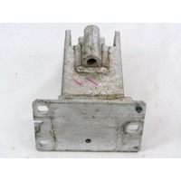 NOSILCI ODBIJACA  OEM N. 8R0807134 ORIGINAL REZERVNI DEL AUDI Q5 8R B8 (10/2008 - 06/2012) DIESEL LETNIK 2010