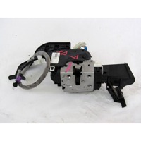 CENTRALNI ZAKLEP SPREDNJIH VRAT  OEM N. A1667200435 ORIGINAL REZERVNI DEL MERCEDES CLASSE B W246 (2011 - 2018)DIESEL LETNIK 2013