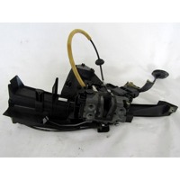 CENTRALNO ZAKLEPANJE PREDNIH LEVIH VRAT OEM N. 3M51-R442A66-AN ORIGINAL REZERVNI DEL FORD FOCUS DA HCP DP MK2 BER/SW (2005 - 2008) DIESEL LETNIK 2005