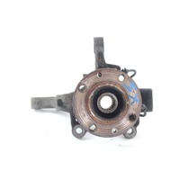 VRTLJIVI LEZAJ DESNO / PESTO KOLESA Z LEZAJEM SPREDAJ OEM N. 8200345945 ORIGINAL REZERVNI DEL RENAULT CLIO BR0//1 CR0/1 KR0/1 MK3 R (05/2009 - 2013) DIESEL LETNIK 2011