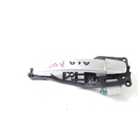 ZUNANJA KLJUKA SPREDNJA DESNA VRATA OEM N. 13255661 ORIGINAL REZERVNI DEL OPEL CORSA D S07 (2006 - 2011) BENZINA LETNIK 2006