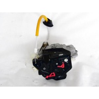 CENTRALNI ZAKLEP SPREDNJIH VRAT  OEM N. 4F1837016 ORIGINAL REZERVNI DEL AUDI A3 MK2R 8P 8PA 8P1 8P7 (2008 - 2012)DIESEL LETNIK 2011