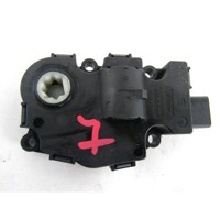 MOTORCEK OGREVANJA OEM N. 929888G ORIGINAL REZERVNI DEL BMW SERIE 1 BER/COUPE/CABRIO E81/E82/E87/E88 LCI R (2007 - 2013) DIESEL LETNIK 2010