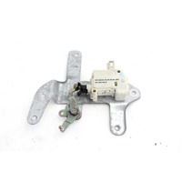 ZAKLEPANJE PRTLJA?NIH VRAT  OEM N. 3B0959781A ORIGINAL REZERVNI DEL VOLKSWAGEN NEW BEETLE 9C1 1C1 1Y7 (1999 - 2006) DIESEL LETNIK 2003