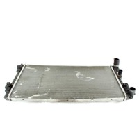 RADIATOR VODE OEM N. 6R0121253A ORIGINAL REZERVNI DEL VOLKSWAGEN POLO 6R1 6C1 R (02/2014 - 2017) BENZINA LETNIK 2015