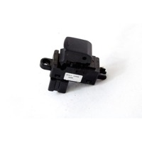 ZADNJE STIKALO OEM N. 25411JD000 ORIGINAL REZERVNI DEL NISSAN QASHQAI J10C (2006 - 2010) DIESEL LETNIK 2009