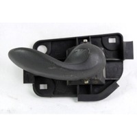 NOTRANJA KLJUKA  OEM N. 735267590 ORIGINAL REZERVNI DEL FIAT PUNTO 188 188AX MK2 (1999 - 2003) BENZINA LETNIK 2000