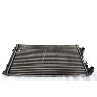 RADIATOR VODE OEM N. 1K0121253AA ORIGINAL REZERVNI DEL SEAT LEON 1P1 MK2 (2005 - 2012) BENZINA LETNIK 2009