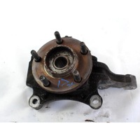 VRTLJIVI LEZAJ DESNO / PESTO KOLESA Z LEZAJEM SPREDAJ OEM N. 04694948AA ORIGINAL REZERVNI DEL CHRYSLER VOYAGER/GRAN VOYAGER RG RS MK4 (2001 - 2007) DIESEL LETNIK 2004