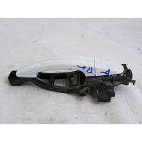 ZUNANJA KLJUKA SPREDNJA DESNA VRATA OEM N. 1305822 ORIGINAL REZERVNI DEL FORD FOCUS CMAX DM2 MK1 R (04/2007 - 2010) DIESEL LETNIK 2007