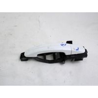 ZUNANJA KLJUKA ZADNJA LEVA VRATA OEM N. 1305822 ORIGINAL REZERVNI DEL FORD FOCUS DA HCP DP MK2 R BER/SW (2008 - 2011) BENZINA/GPL LETNIK 2009