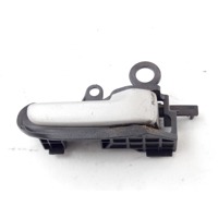 NOTRANJA KLJUKA  OEM N. 6933052170 ORIGINAL REZERVNI DEL TOYOTA YARIS VERSO XP20 (1999 - 2005)DIESEL LETNIK 2004