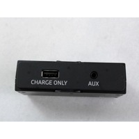 USB / AUX OEM N. 4M0035726 ORIGINAL REZERVNI DEL AUDI A4 B9 BER/SW/ALLROAD (2015 - 2019)DIESEL LETNIK 2016