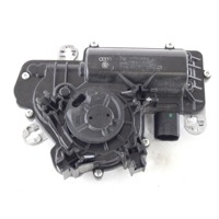 ZAKLEPANJE PRTLJA?NIH VRAT  OEM N. 3V5827887B ORIGINAL REZERVNI DEL AUDI A4 B9 BER/SW/ALLROAD (2015 - 2019)DIESEL LETNIK 2019