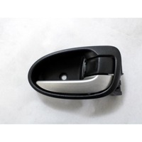 NOTRANJA KLJUKA  OEM N. 69205-0D100 ORIGINAL REZERVNI DEL TOYOTA YARIS P9 MK2 (01/2006 - 2009) BENZINA LETNIK 2008