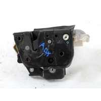 CENTRALNI ZAKLEP SPREDNJIH VRAT  OEM N. 4F1837016 ORIGINAL REZERVNI DEL AUDI A3 MK2 8P 8PA 8P1 (2003 - 2008)DIESEL LETNIK 2005