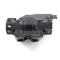 ZAKLEPANJE PRTLJA?NIH VRAT  OEM N. 8196401 ORIGINAL REZERVNI DEL BMW SERIE 1 BER/COUPE/CABRIO E81/E82/E87/E88 LCI R (2007 - 2013) DIESEL LETNIK 2007