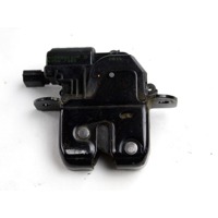 ZAKLEPANJE PRTLJA?NIH VRAT  OEM N. 905030010R ORIGINAL REZERVNI DEL DACIA DUSTER HS (2010 - 2017) DIESEL LETNIK 2010