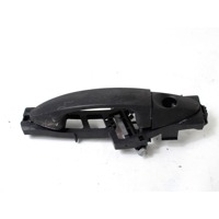 ZUNANJA KLJUKA SPREDNJA LEVA VRATA OEM N. 1596773 MANIGLIA ESTERNA PORTA ANTERIORE SINISTRA ORIGINAL REZERVNI DEL FORD FIESTA CB1 CNN MK6 (09/2008 - 11/2012) DIESEL LETNIK 2010